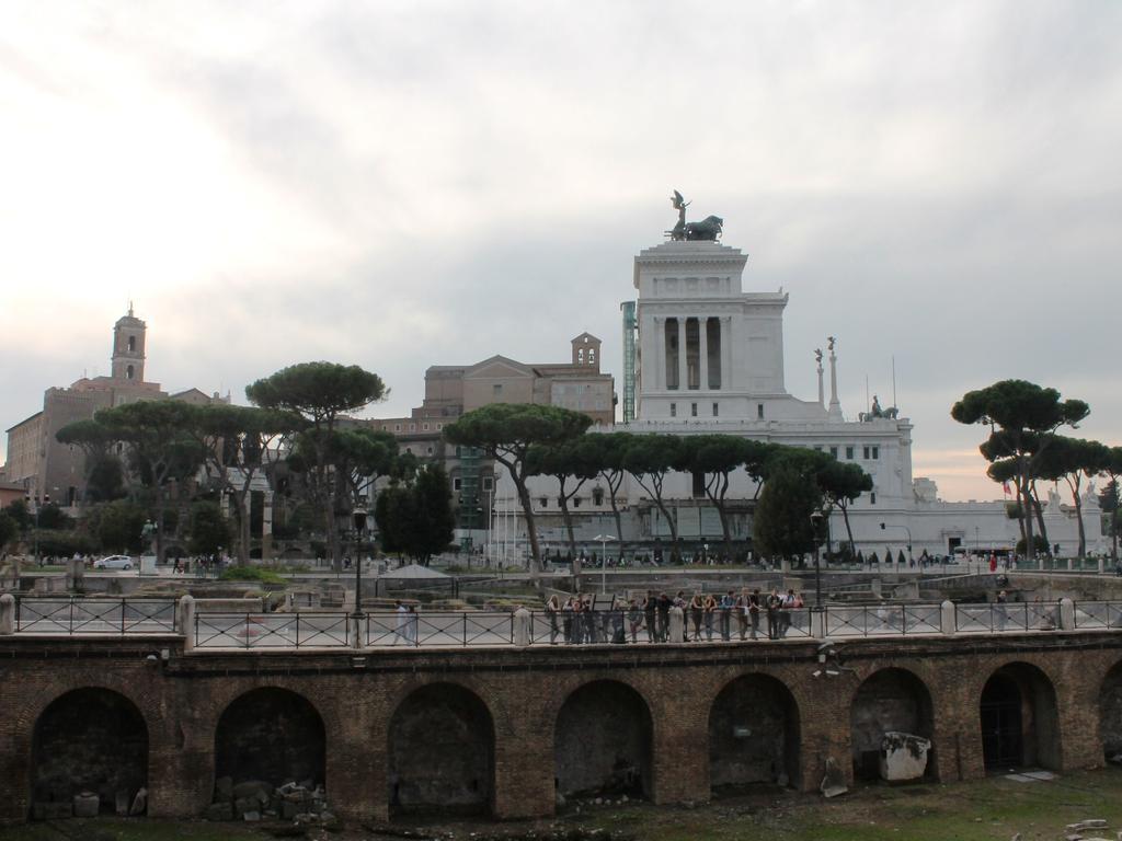Hella Ibernesi 23 Fori Imperiali Inn, New Gestion! Rom Rum bild